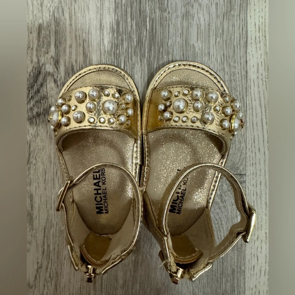 Michael Kors baby pennie size 3 infant gold and pearl sandals